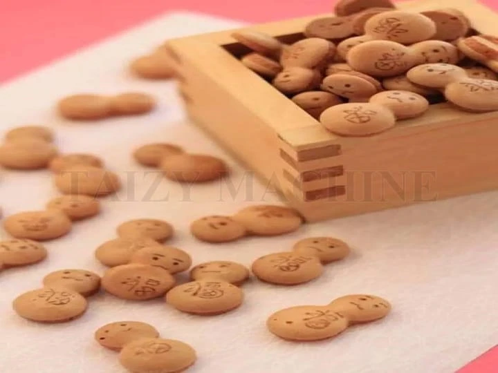 small cookies popular with children